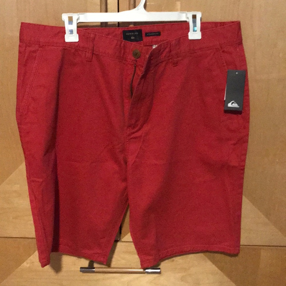 Quiksilver Men’s shorts~ straight fit NWT
